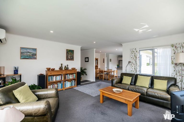 Photo of property in 229 Mark Avenue, Grenada Village, Wellington, 6037