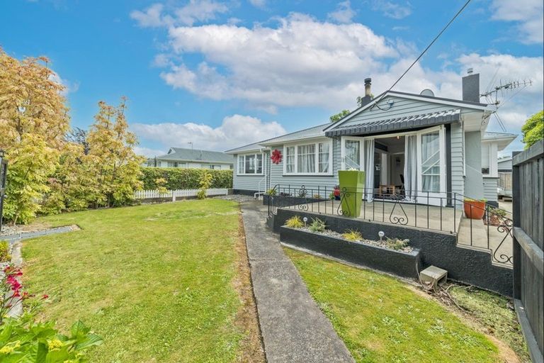 Photo of property in 4 Crewe Street, Pahiatua, 4910