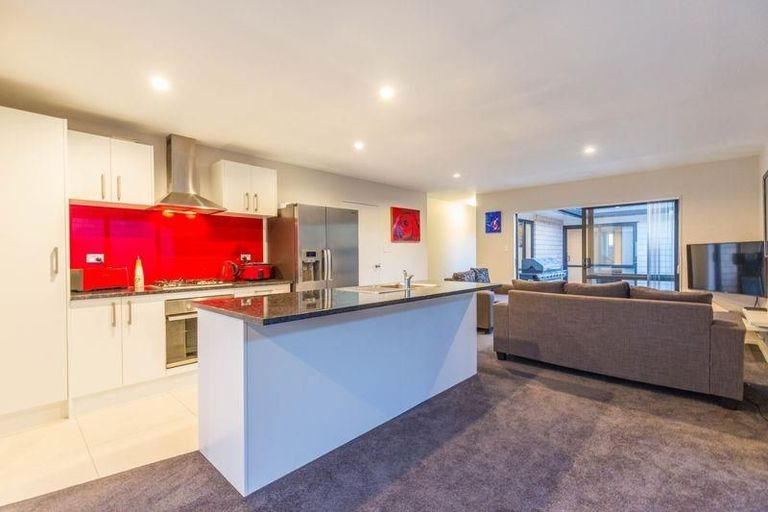 Photo of property in 27 Kotuku Crescent, Takanini, 2112