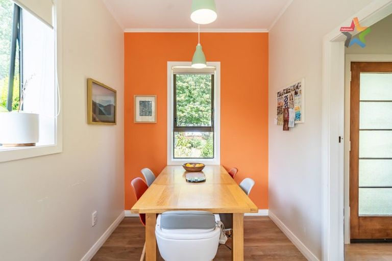 Photo of property in 225 Riverside Drive, Waterloo, Lower Hutt, 5011