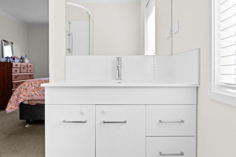 Photo of property in 10 Kanapa Close, Papamoa, 3118