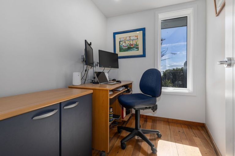 Photo of property in 13 Karekare Road, Raumati South, Paraparaumu, 5032