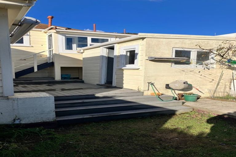 Photo of property in 7 Herald Terrace, Berhampore, Wellington, 6023