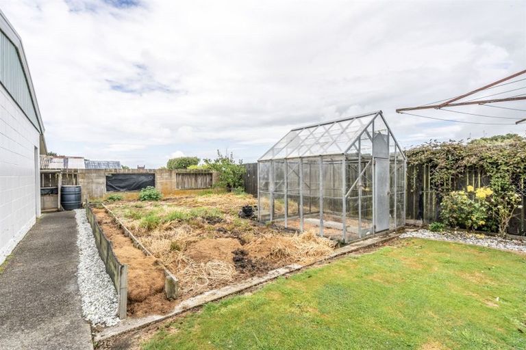 Photo of property in 150 Cunningham Crescent, Grasmere, Invercargill, 9810