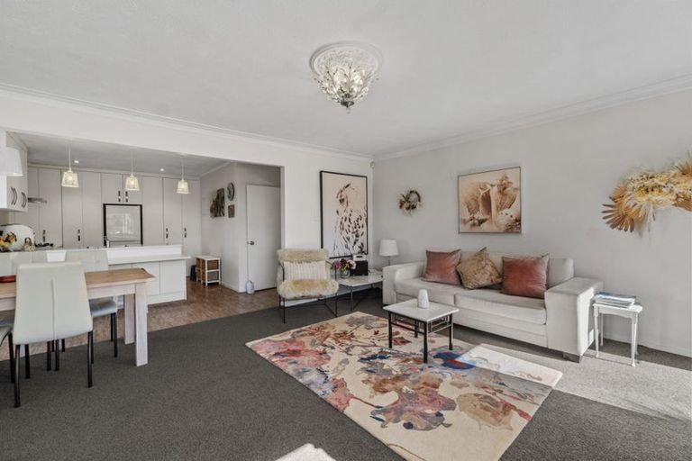 Photo of property in 21 Howe Street, Howick, Auckland, 2014