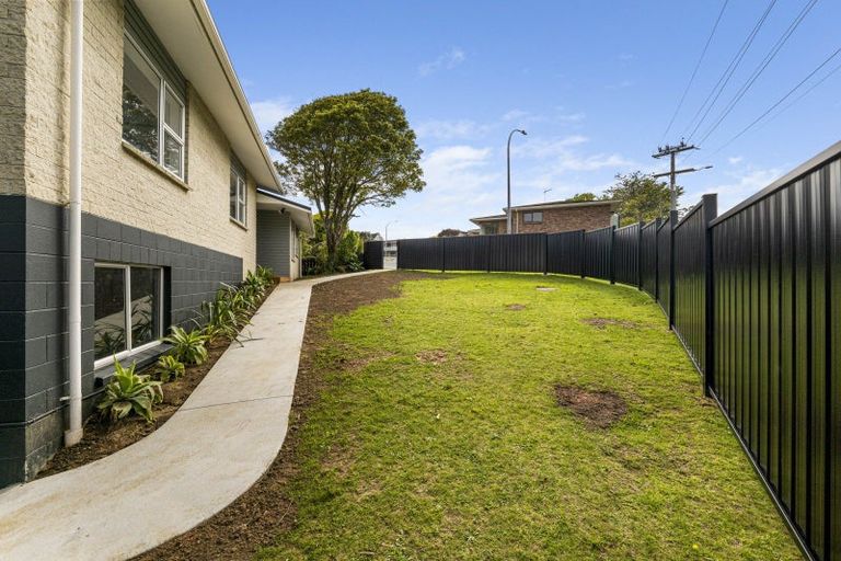 Photo of property in 1 Ruskin Place, Westown, New Plymouth, 4310