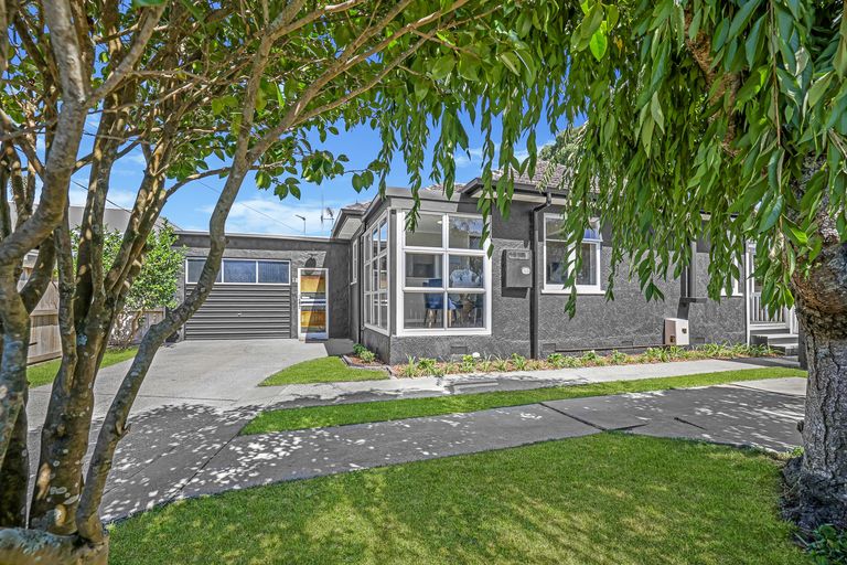 Photo of property in 12 Campbell Street, Leamington, Cambridge, 3432