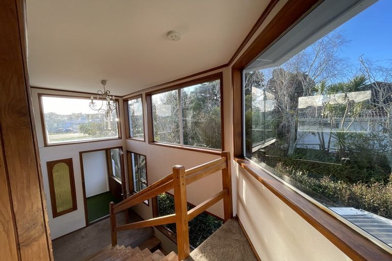 Photo of property in 377 East Coast Road, Mairangi Bay, Auckland, 0630