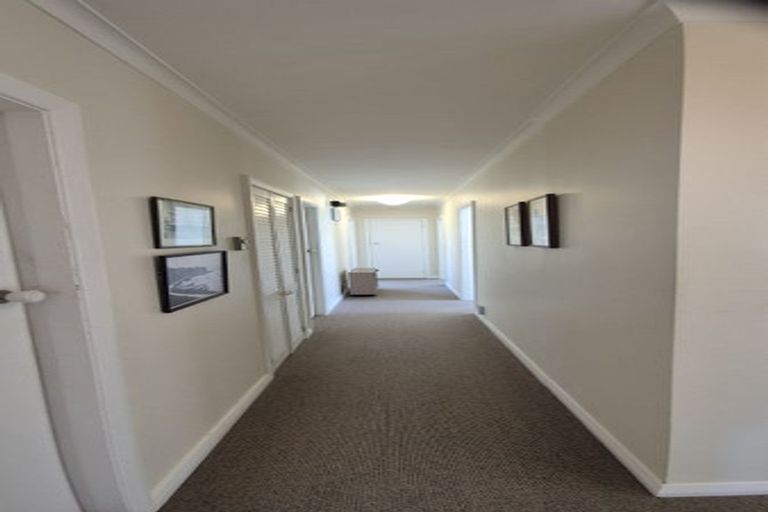 Photo of property in 72 Heke Street, Ngaio, Wellington, 6035