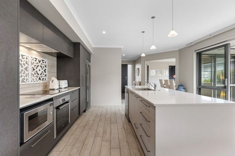 Photo of property in 87 Sandhurst Drive, Papamoa Beach, Papamoa, 3118