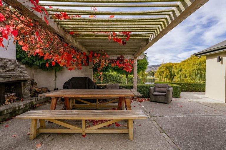 Photo of property in 12 Ferry Lane, Mount Pisa, Cromwell, 9383