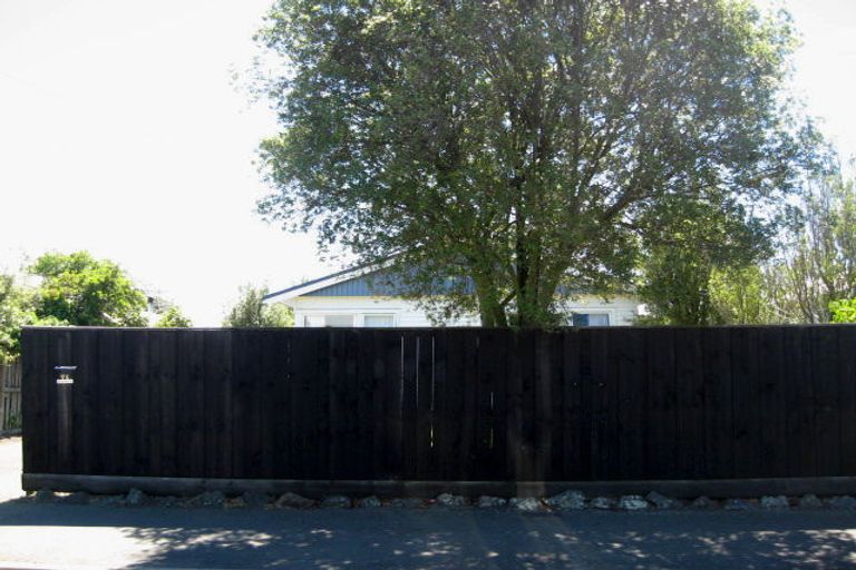 Photo of property in 71 Cornwall Street, St Albans, Christchurch, 8014