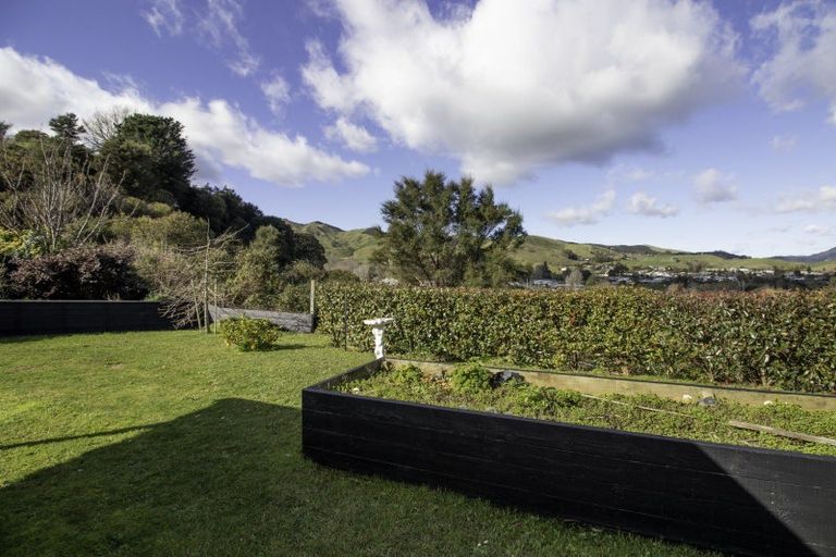 Photo of property in 24 Ohinemuri Place, Paeroa, 3600