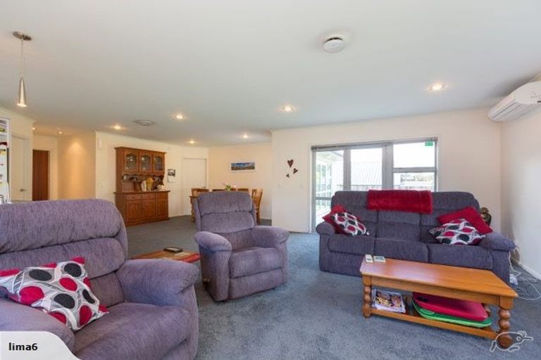 Photo of property in 30 Penrod Drive, Bell Block, New Plymouth, 4312