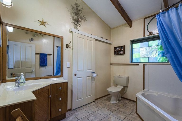 Photo of property in 54a Te Wahapu, Russell, 0272