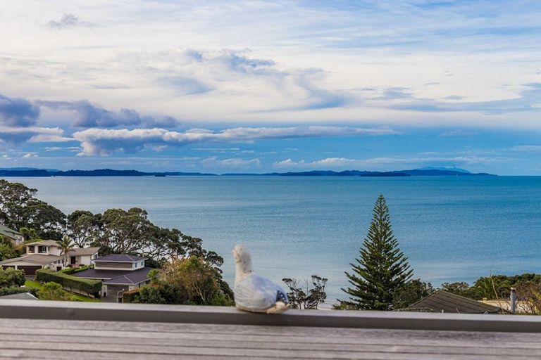 Photo of property in 4 Durness Place, Red Beach, 0932