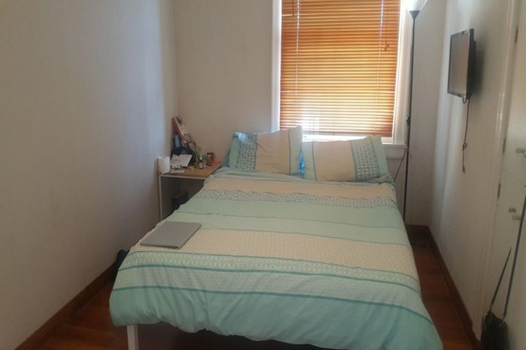 Photo of property in 107 Aberdeen Road, Castor Bay, Auckland, 0620