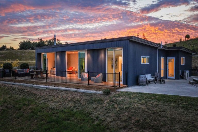 Photo of property in 12 Tiro Kina Road, Tasman, Upper Moutere, 7175