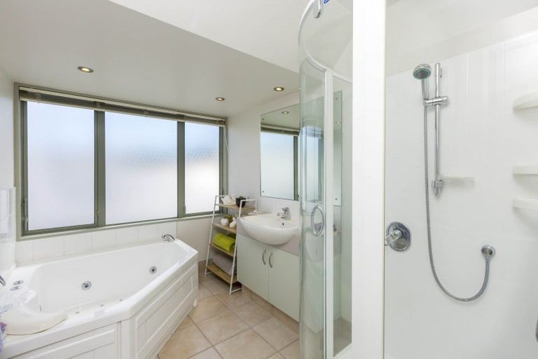 Photo of property in 2a Vernon Grove, Brown Owl, Upper Hutt, 5018