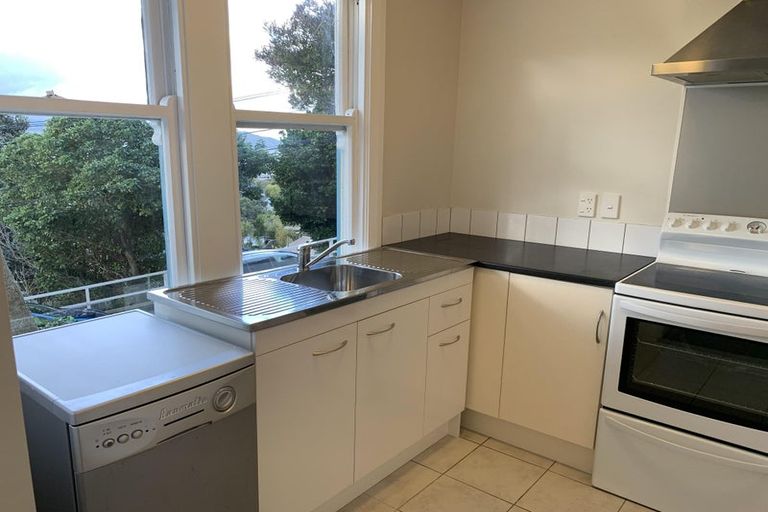 Photo of property in 78 Duncan Terrace, Kilbirnie, Wellington, 6022