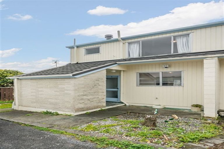 Photo of property in 9/21 Islington Street, Trentham, Upper Hutt, 5018