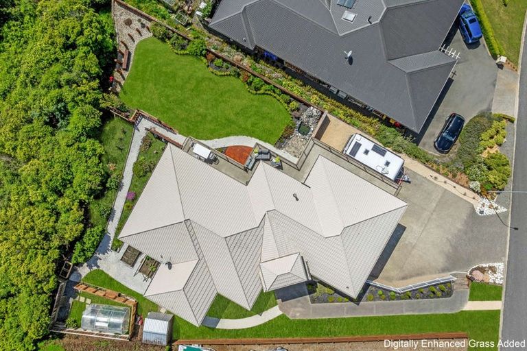 Photo of property in 24 Harbour View Heights, Picton, 7220