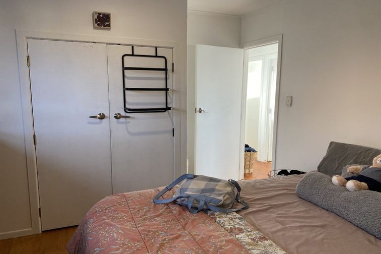 Photo of property in 2/42 Dale Crescent, Pakuranga, Auckland, 2010