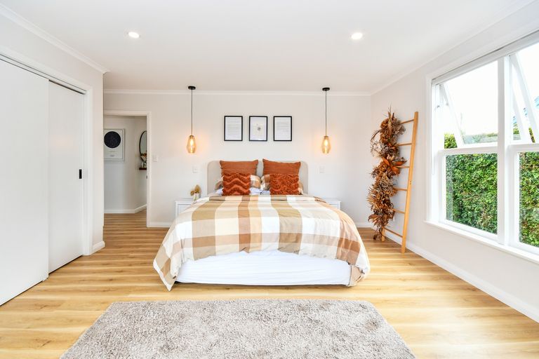 Photo of property in 25 Village Way, Ardmore, Papakura, 2582