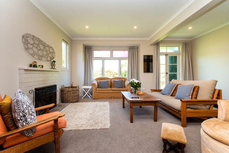 Photo of property in 547 Te Mata Mangateretere Road, Havelock North, 4294