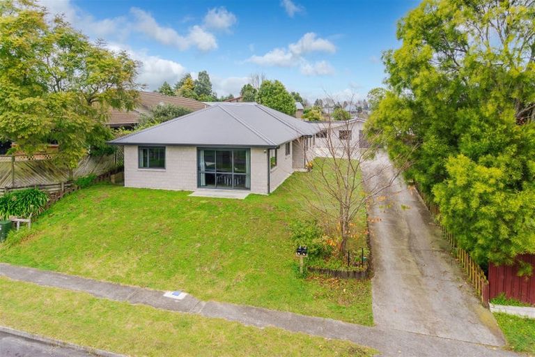 Photo of property in 2 Moreland Avenue, Pukete, Hamilton, 3200