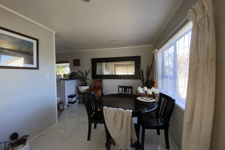 Photo of property in 56 De Quincey Terrace, Highland Park, Auckland, 2010