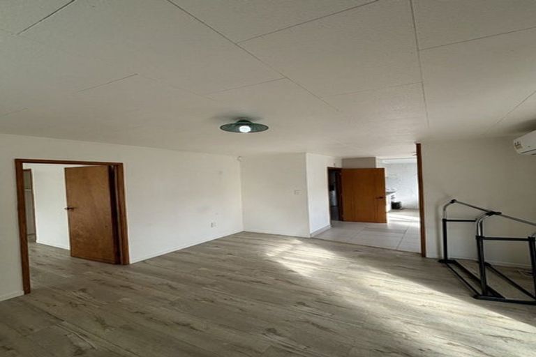 Photo of property in 69a Walworth Avenue, Pakuranga Heights, Auckland, 2010