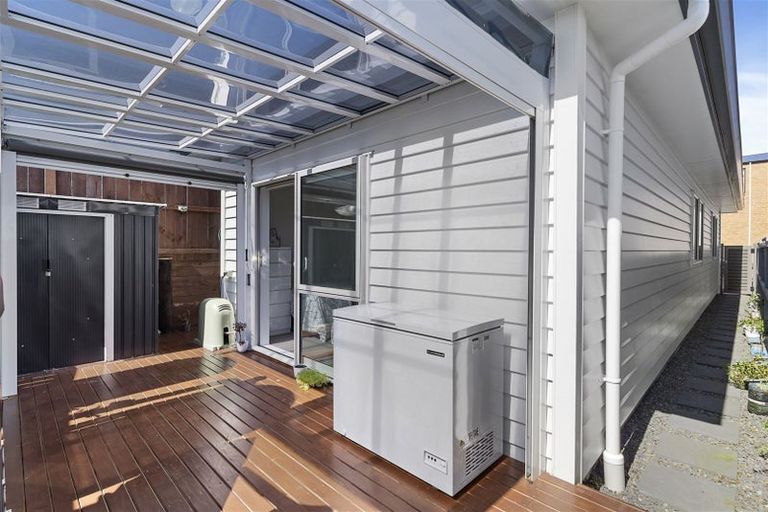 Photo of property in 27 Matakohe Road, Westgate, Auckland, 0814