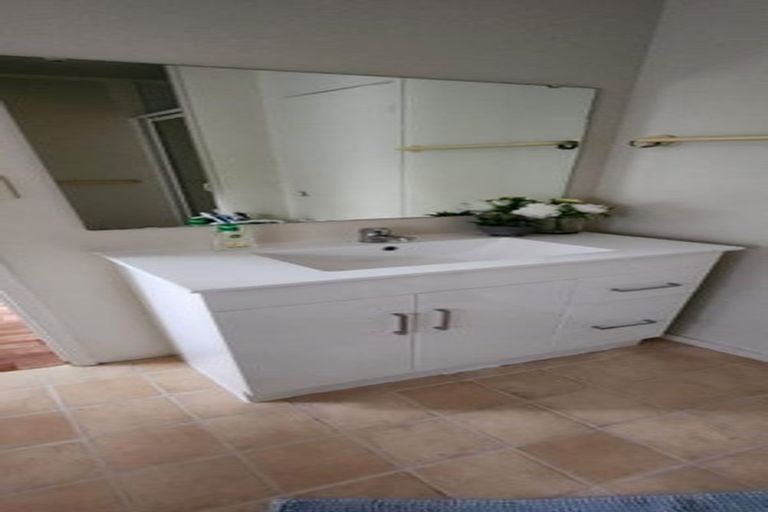 Photo of property in 10a Stillwater Crescent, Stillwater, Silverdale, 0993