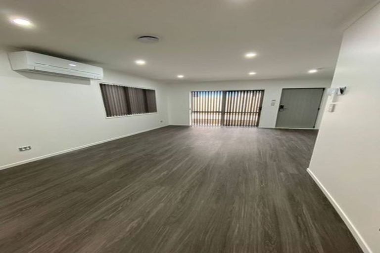 Photo of property in 10 Vickerman Street, Otara, Auckland, 2023