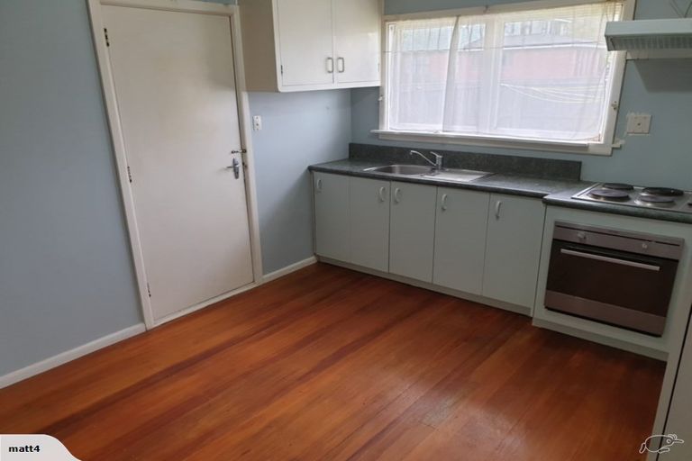 Photo of property in 2/24 Wharenui Road, Upper Riccarton, Christchurch, 8041