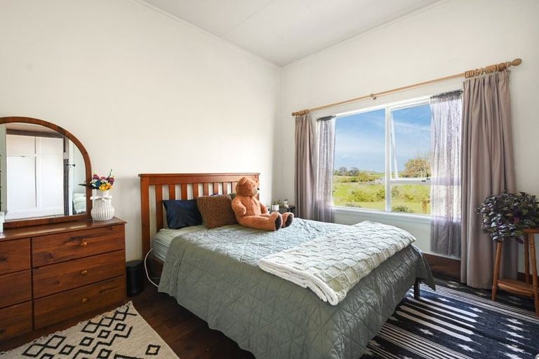 Photo of property in 110 Foster Road, Temple View, Hamilton, 3290