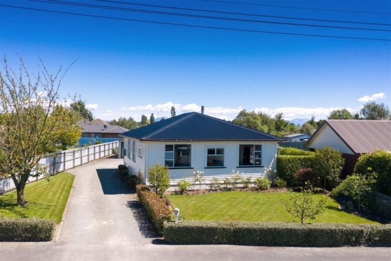 Photo of property in 70 Mcmurdo Street, Tinwald, Ashburton, 7700