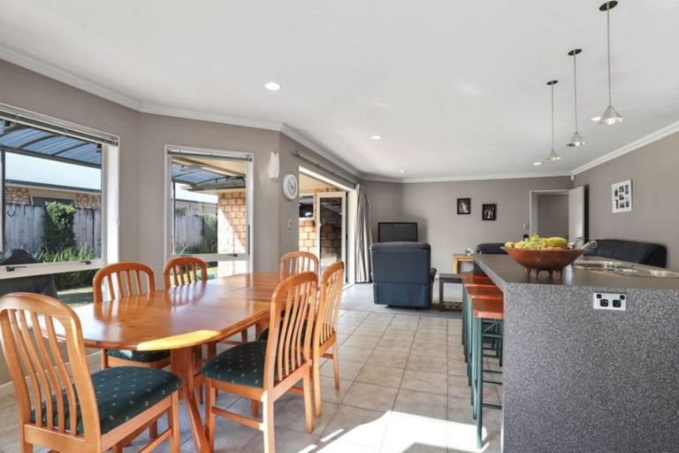 Photo of property in 6 Cranmore Avenue, Huntington, Hamilton, 3210