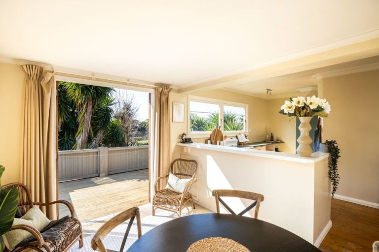 Photo of property in 209 Carrington Street, Vogeltown, New Plymouth, 4310