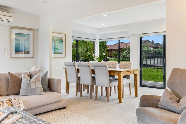 Photo of property in 5 Merlot Heights, Huapai, Kumeu, 0810