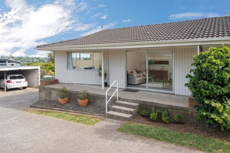 Photo of property in 3/68a Ridge Road, Howick, Auckland, 2014