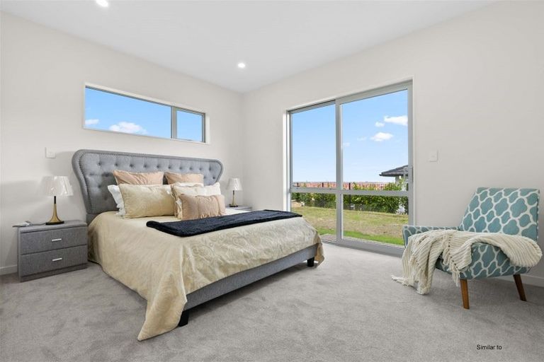 Photo of property in 60 Twin Parks Rise, Papakura, 2110