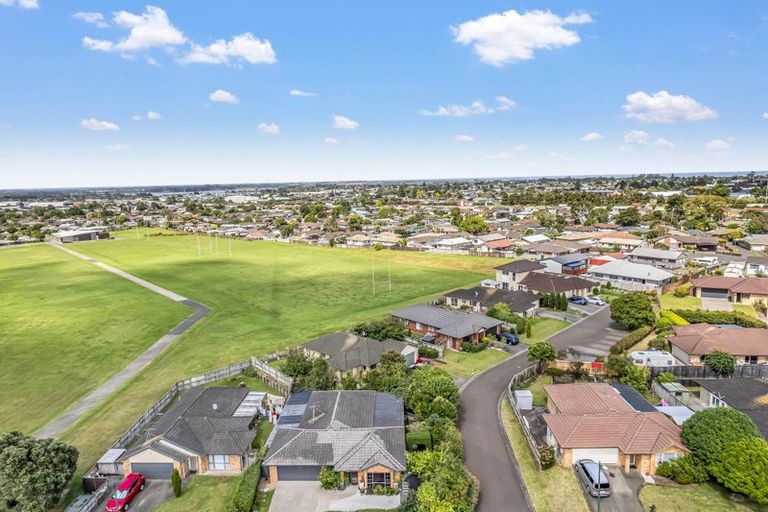Photo of property in 54 Magic Way, Randwick Park, Auckland, 2105