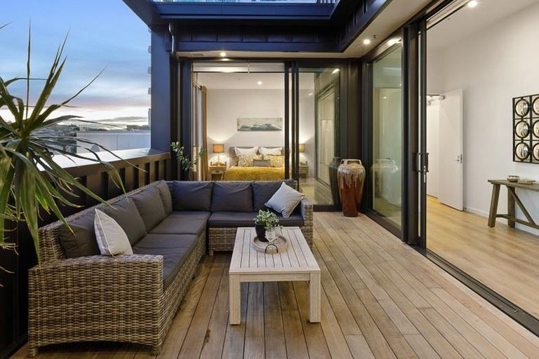 Photo of property in 7/14 Tamariki Avenue, Orewa, 0931