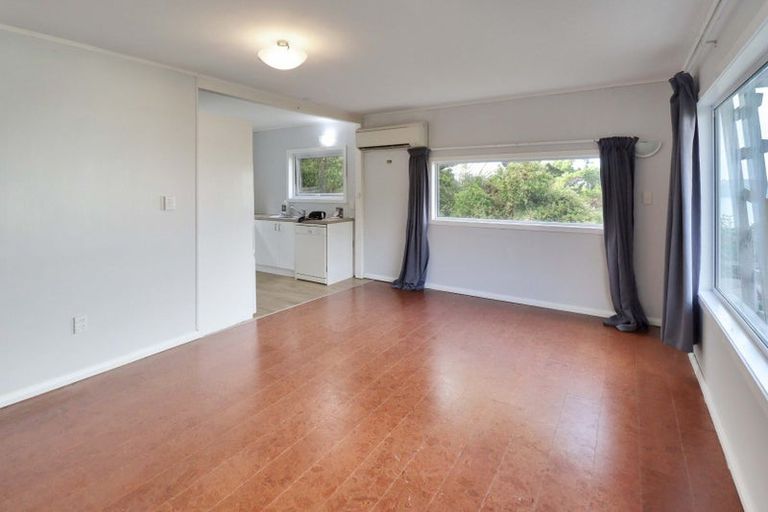 Photo of property in 2/72 Homebush Road, Khandallah, Wellington, 6035