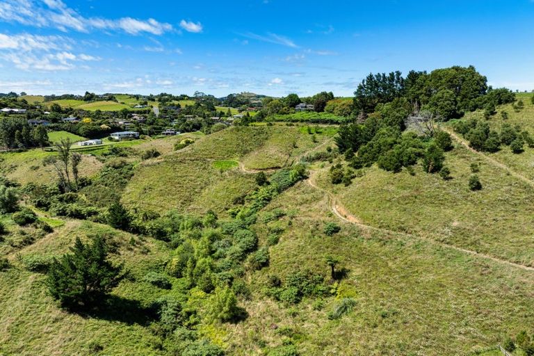 Photo of property in 361 Kaitemako Road, Welcome Bay, Tauranga, 3175