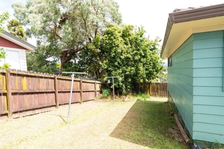 Photo of property in 33 Danube Lane, Glen Eden, Auckland, 0602
