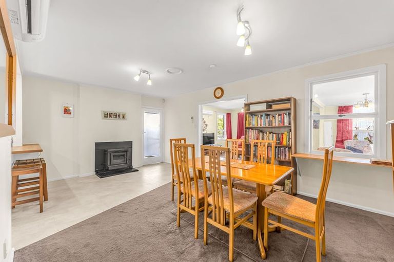 Photo of property in 34 Dunedin Street, Redwood, Christchurch, 8051