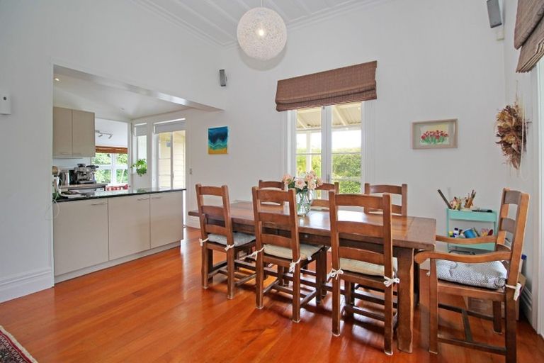 Photo of property in 14 Abbotsford Terrace, Devonport, Auckland, 0624